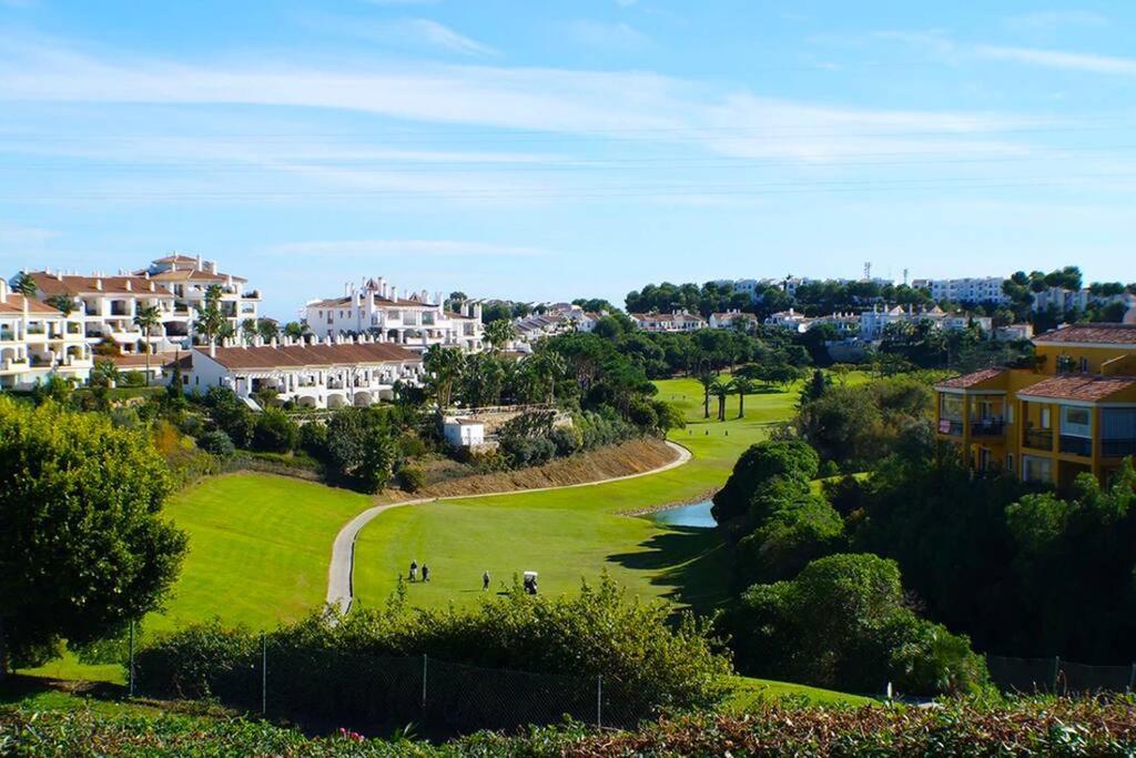 92-Apartment With Fantastic Views, Miraflores, Mijas Малага Екстер'єр фото